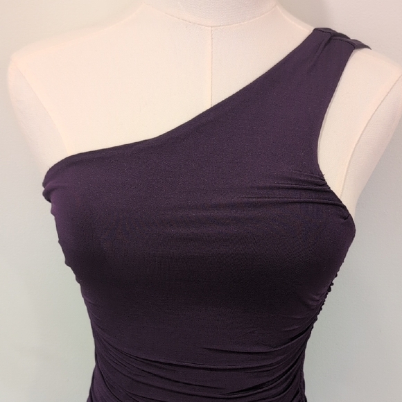 Purple One-Shoulder Ruched Bodycon Dress - Picture 2 of 9